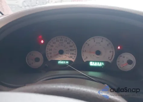 2006 Chrysler Town & Country Lx z USA, uszkodzony, nr VIN 2A4GP44R06R905440